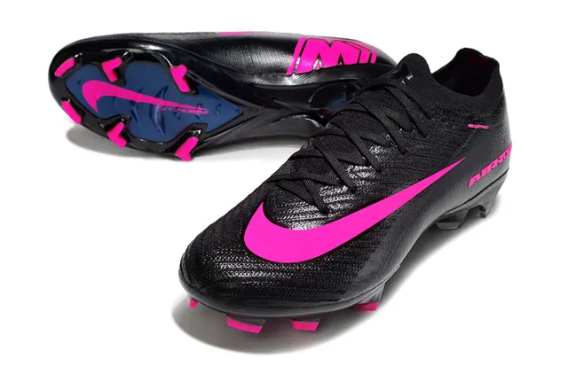 Nike Noir Rose Bas de coupe Tricot Supérieur Moldés Clous Sol ferme Football Chaussures 2