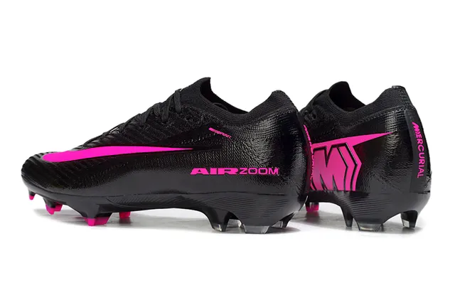 Nike Noir Rose Bas de coupe Tricot Supérieur Moldés Clous Sol ferme Football Chaussures 3