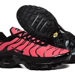 Nike أحذية رياضية أسلوب حياة أسود ووردي مع طبقات نمط موجي منحوتة وحدة هواء كعب وسط