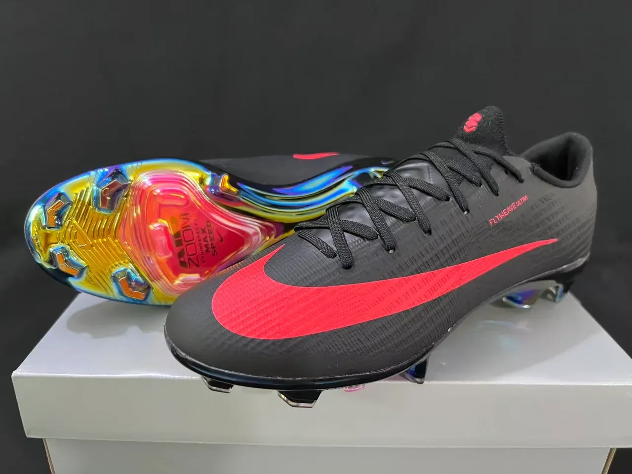 Nike Black Red Low-Cut Flyweave Upper Firm-Ground Soccer Shoes 9