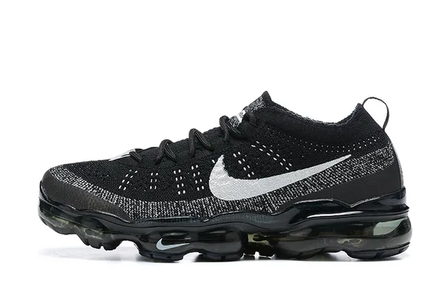 Nike Black Silver Flyknit Upper Visible Air Cushioning Sole Running Shoes 4