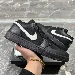 Nike Chaussures Lifestyle Noir Blanc Low-Top Cuir et Textile