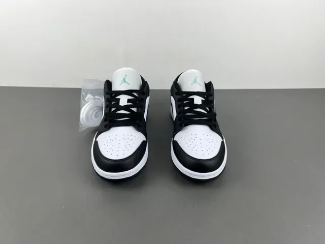 Nike Black White Low-Top Leather-Panelled Lifestyle Sneakers 8