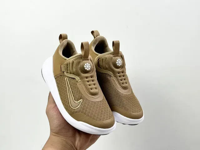 نايك سنيكرز أسلوب الحياة أسود أبيض slip-on مع upper من الكيت 8