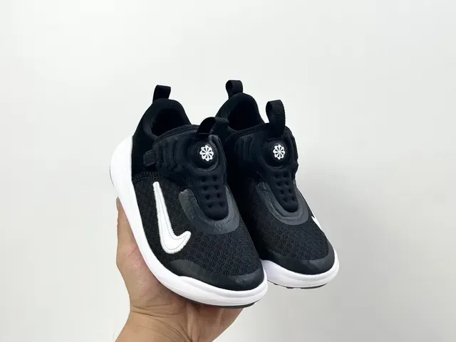 نايك سنيكرز أسلوب الحياة أسود أبيض slip-on مع upper من الكيت 11