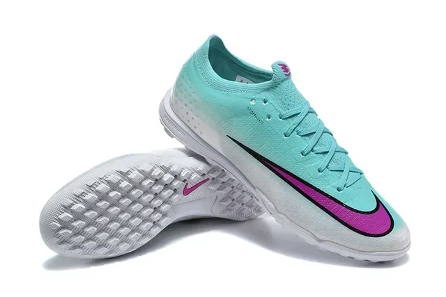 Nike Blue Pink Knit Upper Gradient Aqua-To-White Turf Soccer Shoes 7