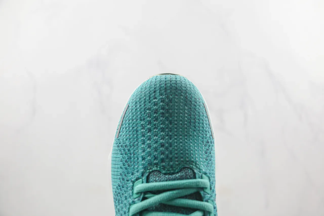 Nike Blue Pink Knit Upper ZoomX Midsole Running Shoes 6
