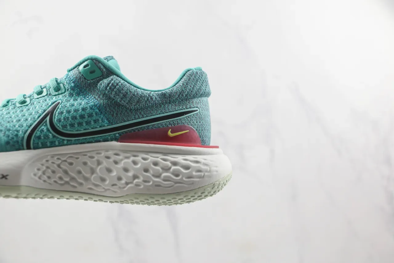 Nike Blue Pink Knit Upper ZoomX Midsole Running Shoes 7