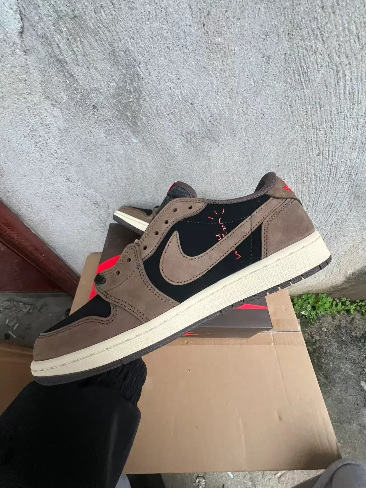 Nike Brown Black Deconstructed Suede-and-Leather Upper Lifestyle Sneakers 5