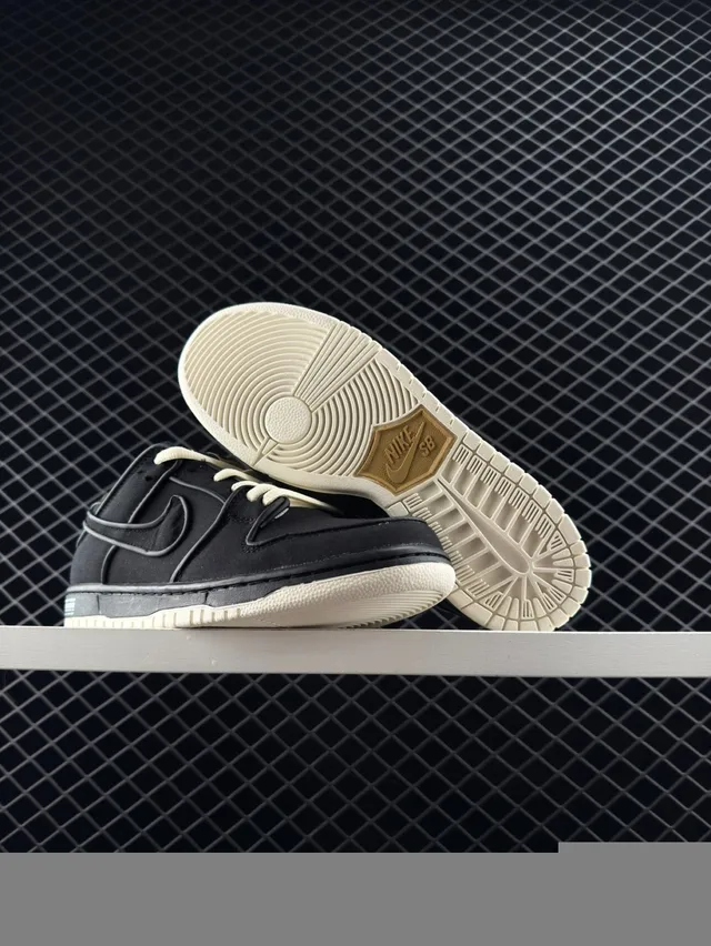 Nike Dunk Low Black Off-White chaussures de skateboard 3