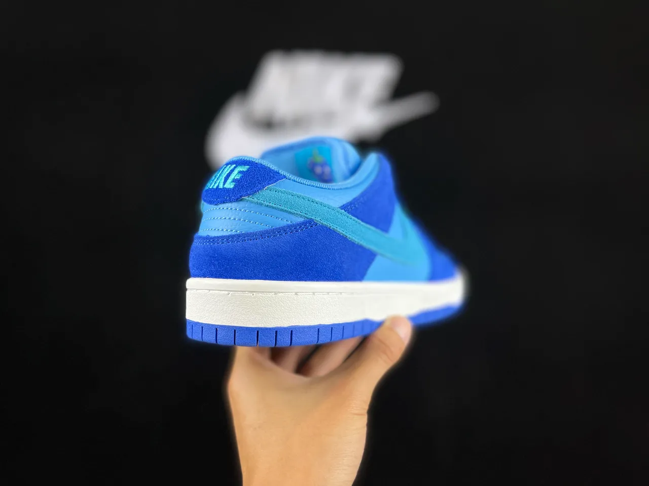 Nike Dunk Low Chaussures de Skateboard en Cuir de Daim Bleu 5
