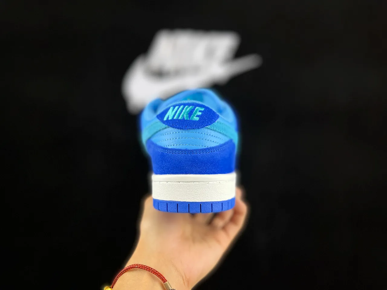Nike Dunk Low Chaussures de Skateboard en Cuir de Daim Bleu 6