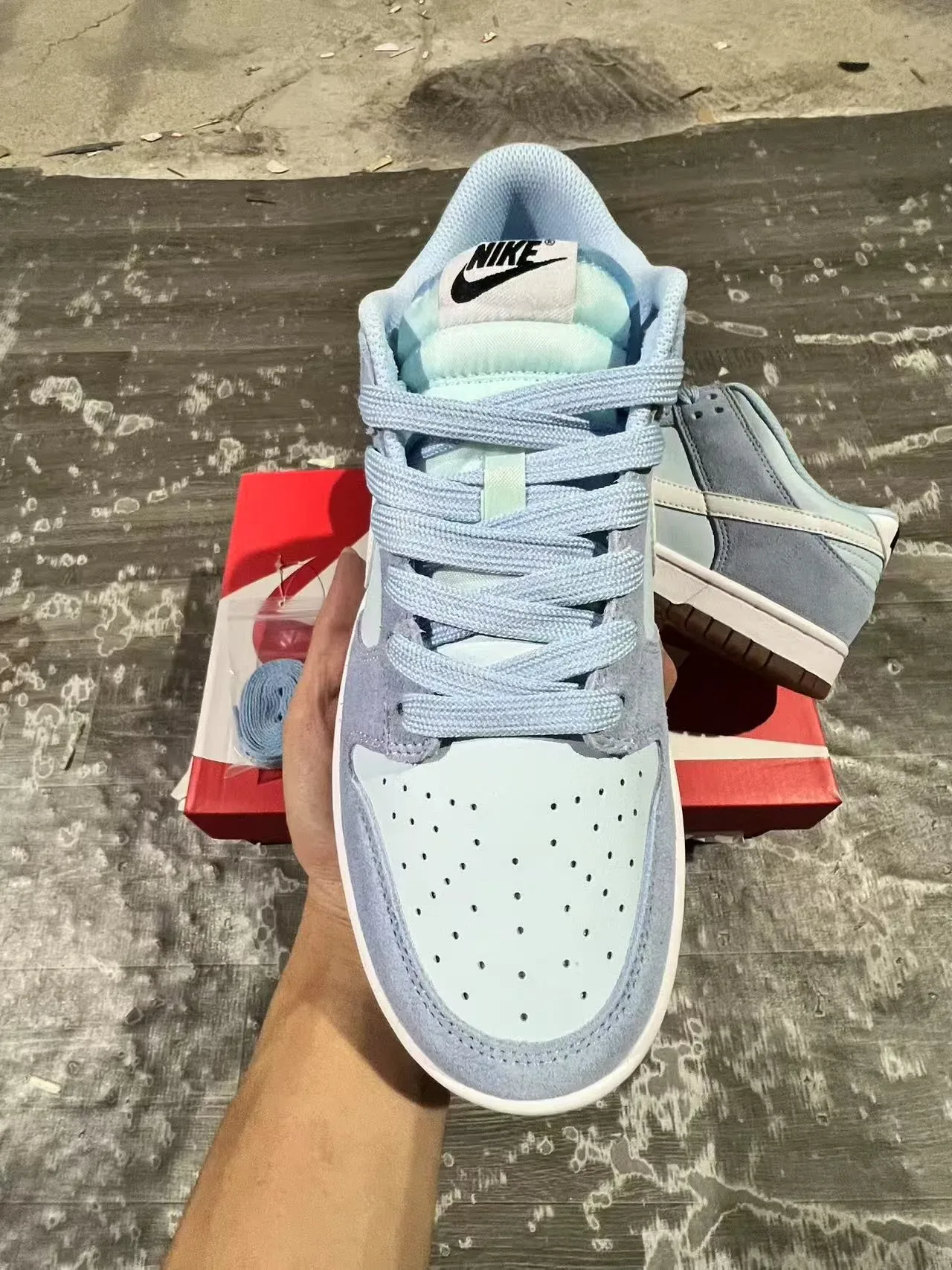 নাইক ডাঙ্ক লো Pastel Blue Mint সুয়েড লাইফস্টাইল স্নিকার্স 2