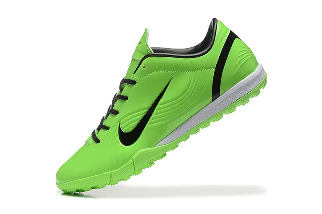 Nike Vert Noir Bas-Coupé Supérieur Synthétique Embossage à motif ondulé Chaussures de football turf 5