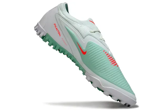 Nike Verde/Vermelho Low-Cut Synthetic Mesh Upper Sapatos de Futebol Turf 2