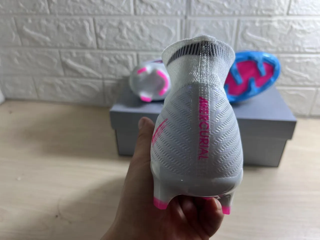 Nike Mercurial Vapor White Pink Blue Chaussures de Football Firm Ground 4