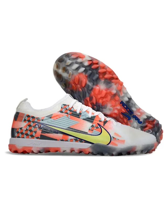 Zapatillas Nike Multicolor Bajo Corte con Impresión Gráfica en la Parte Superior 1