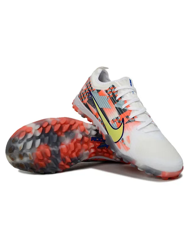 Zapatillas Nike Multicolor Bajo Corte con Impresión Gráfica en la Parte Superior 5