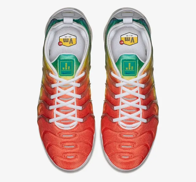 Nike Multicolor White Gradient Rainbow Upper Wavy TPU Cage Lifestyle Sneakers 3
