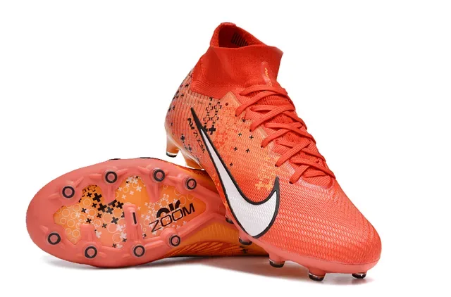 Nike 橙白 袜套领 锥形钉 硬地足球鞋 2