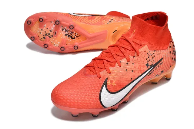 Nike 橙白 袜套领 锥形钉 硬地足球鞋 3