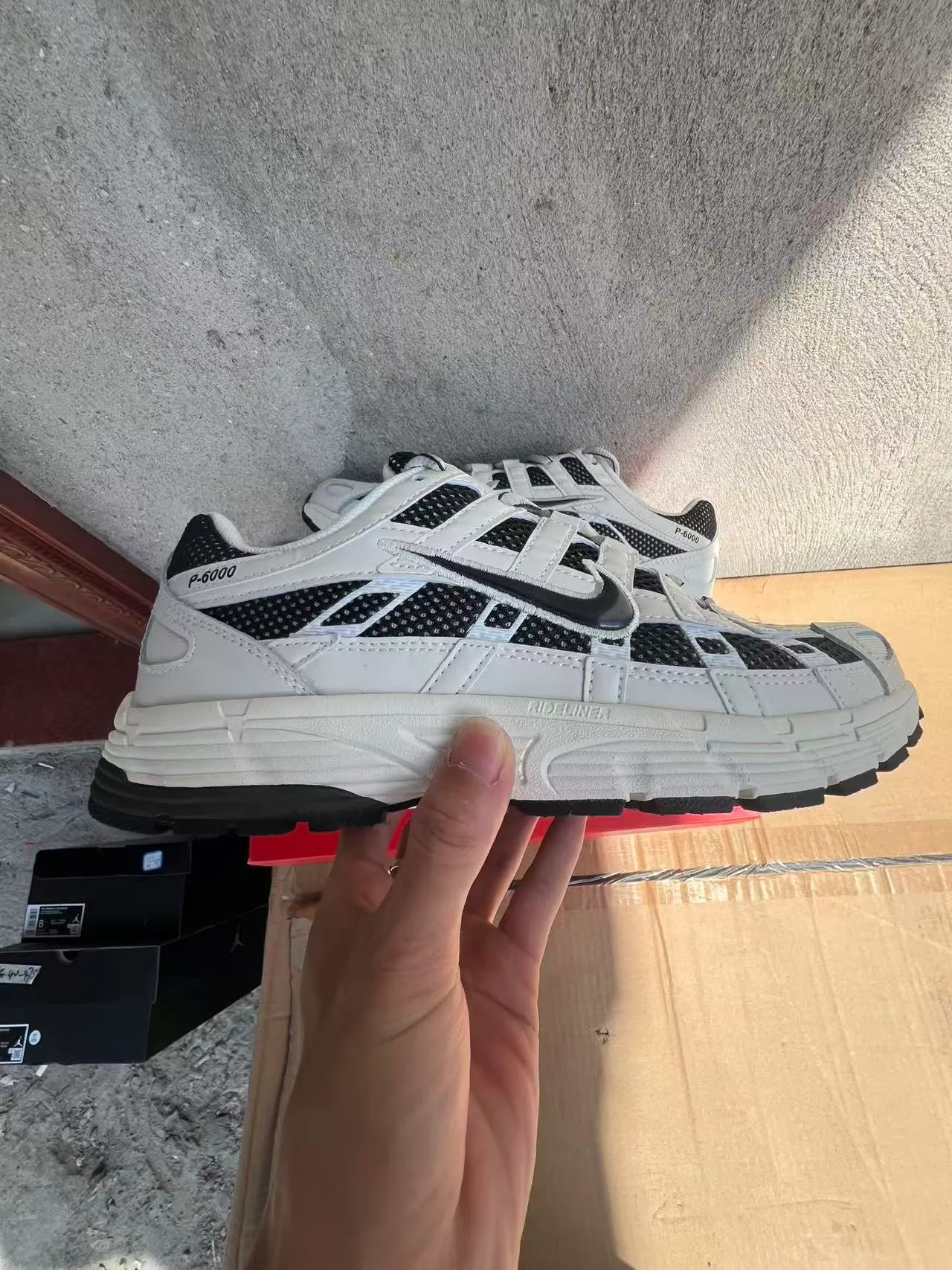 Nike P-6000 White and Black Lifestyle Sneakers 7