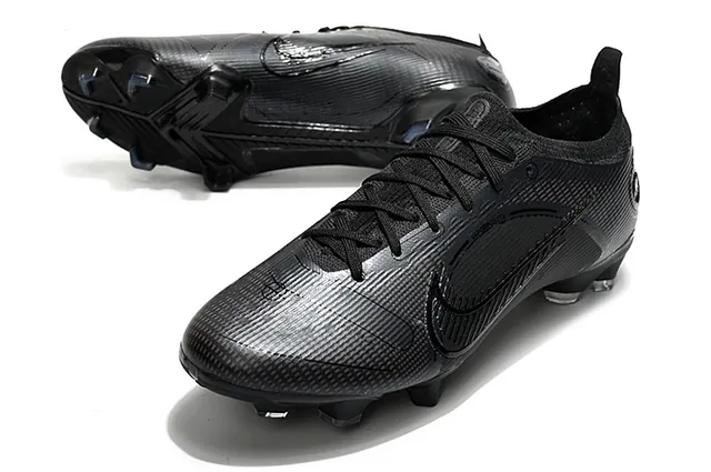 Nike Phantom GT Black Low-Cut Textured Carbon-Fiber Upper Firm-Ground Soccer Shoes 6