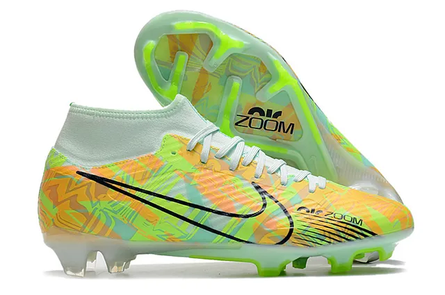 Nike Phantom GT Sapatos de futebol com upper dourado rosa metálico cobre, cano alto, gola de meias, gramado artificial 7