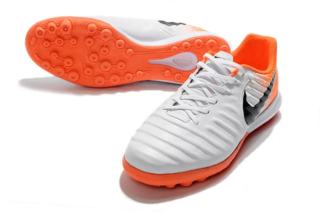Nike Phantom GT Branco e Laranja Superior Texturizada Sintética Antepé Acolchoado Sapatos de Futebol para Grama Artificial 16