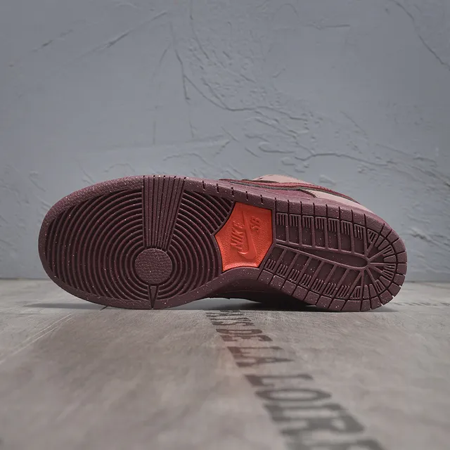 Nike SB Dunk Low Brown Valentine's Day Skateboard Shoes 5