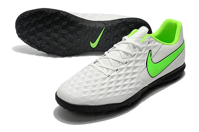 Nike Tiempo Turf blancos y verde neón Turf zapatos de fútbol 18