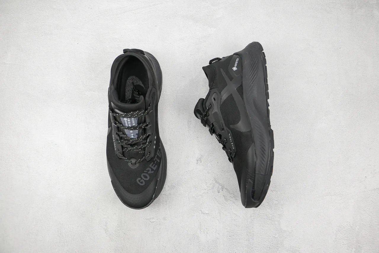 Nike Trail GORE-TEX Black Running Shoes 3