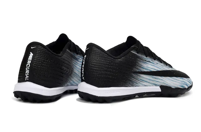 Nike Vapor Ultra 黑色蓝色针织上层波浪渐变图案草地足球鞋 5