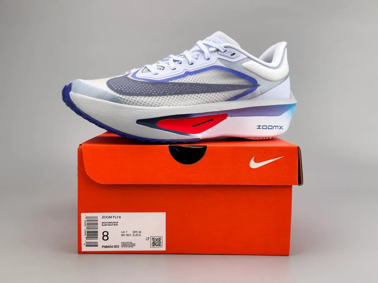 Nike सफेद नीली इंजीनियर मेश अपर विसिबल प्लेट विंडो रनिंग जूते 4