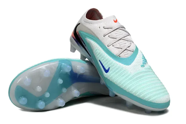 Nike Chaussures de Football Blanches Bleues Upper Knit Lacets Asymétriques Superficie Firm-Ground 4
