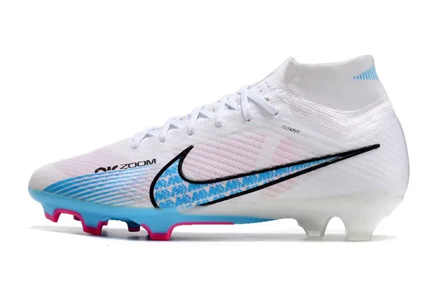 Nike Sapatos de Futebol Brancos Azuis Colar de Meia Sola Translucida Campo Firme 7