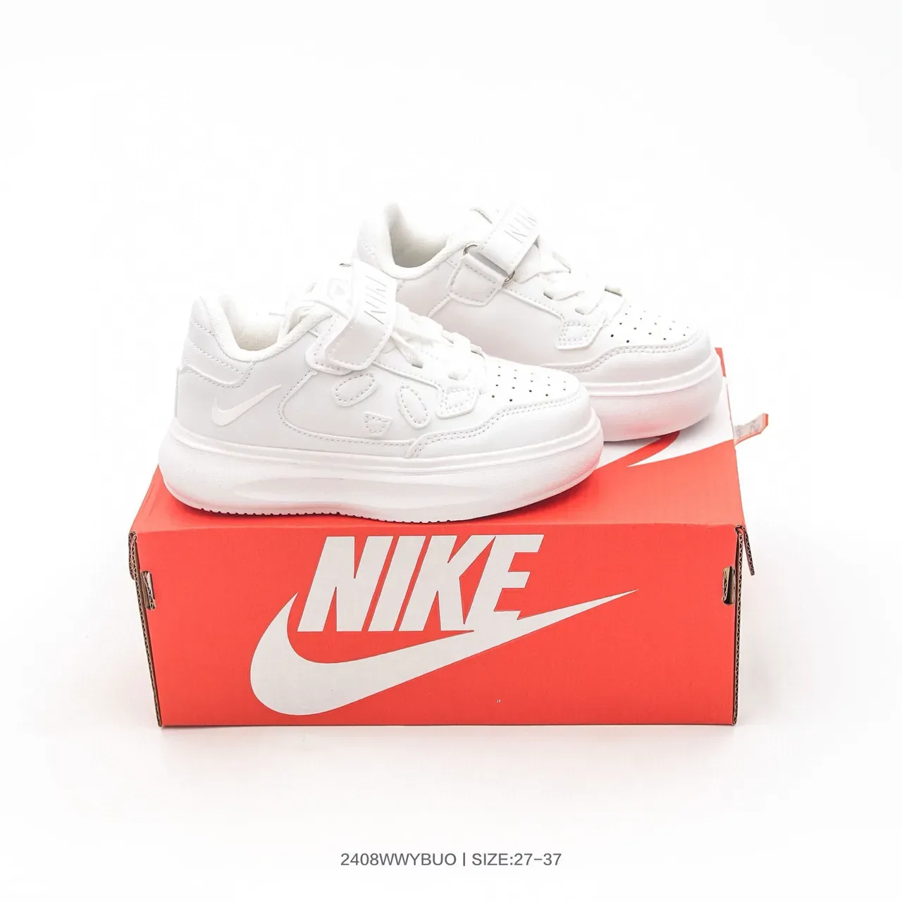 Nike White Multicolor Low-Top Velcro Strap Lifestyle Sneakers 15