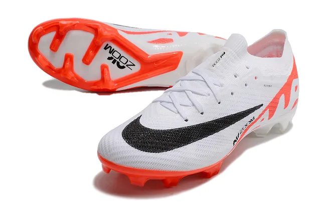 Nike Blanc et Orange Flyknit Upper Low-Cut Collar Chaussures de Football Firm-Ground 3