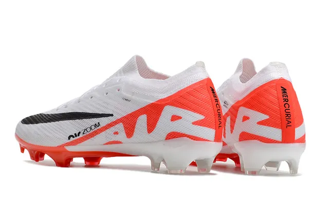 Nike Blanc et Orange Flyknit Upper Low-Cut Collar Chaussures de Football Firm-Ground 4