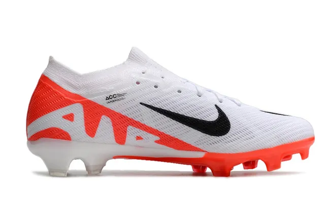 Nike Blanc et Orange Flyknit Upper Low-Cut Collar Chaussures de Football Firm-Ground 5