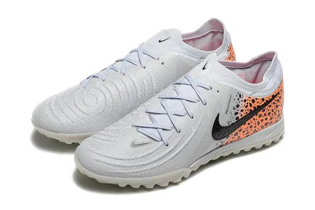 Nike zapatillas de fútbol turf blanco y naranja con upper de knit y panel de talón con motas 8