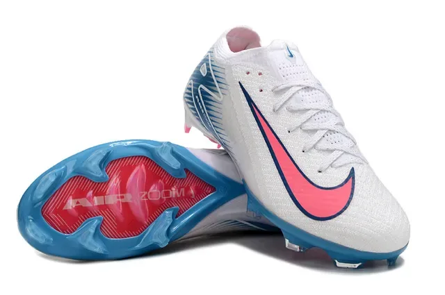 Nike Chaussures de football blanc et rose Low-Cut Knit Upper Dynamic Cage Overlay Firm-Ground 4