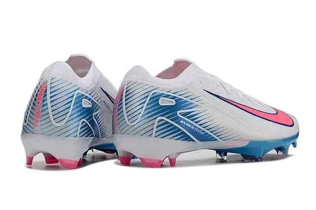 Nike Chaussures de football blanc et rose Low-Cut Knit Upper Dynamic Cage Overlay Firm-Ground 5