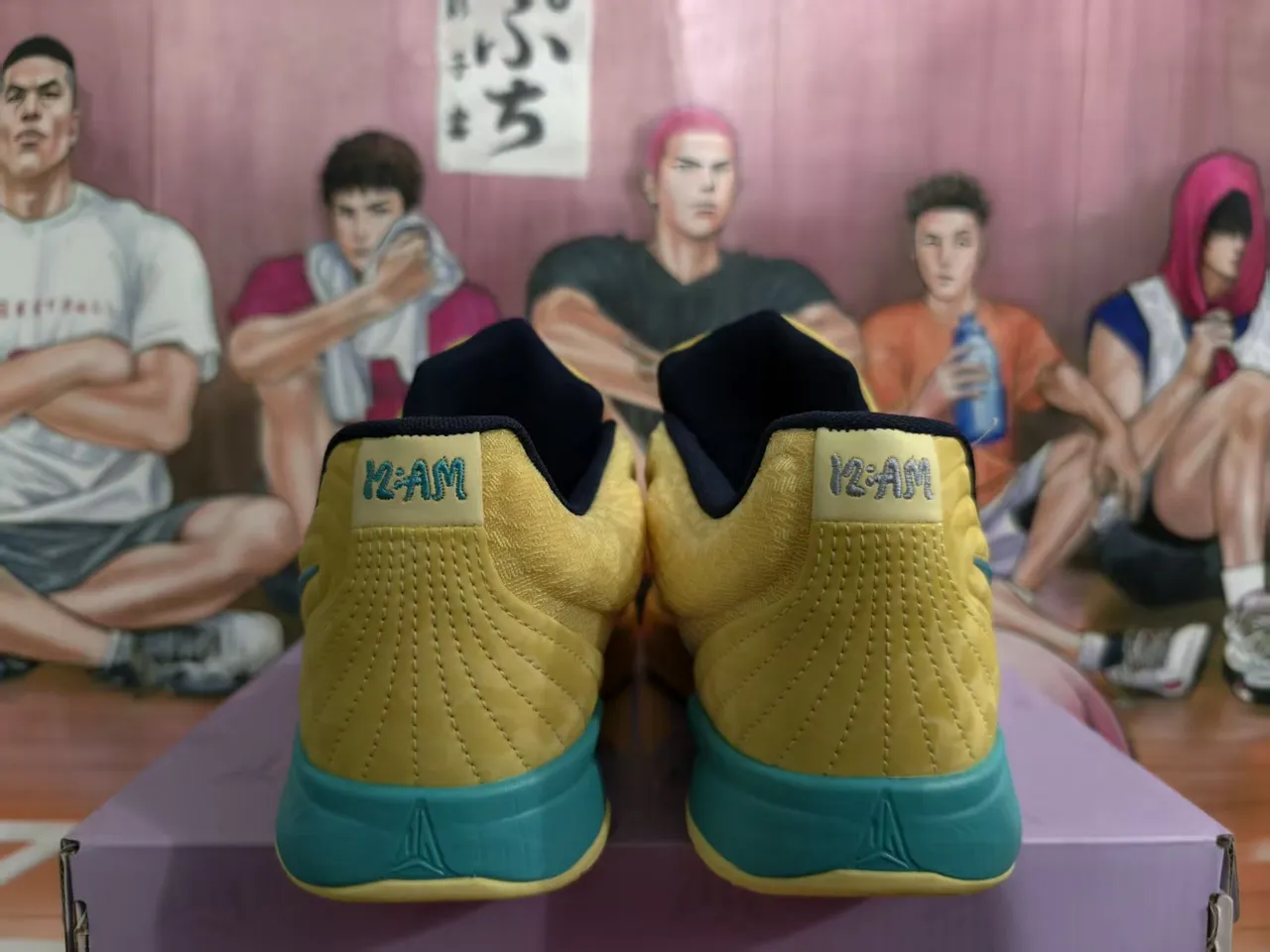 Nike Yellow Blue Quilted Toe Panel Mesh Heel Counter Basketball Shoes 5