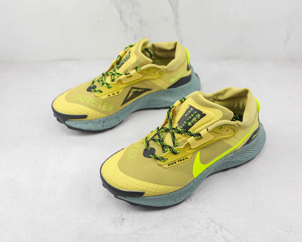 Nike Yellow Green Trail Silhouette GORE-TEX Waterproofing Running Shoes 4