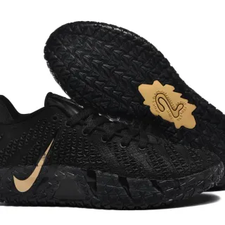 Nike Zoom 2K أحذية رياضية أسود وذهبي نمط حياة