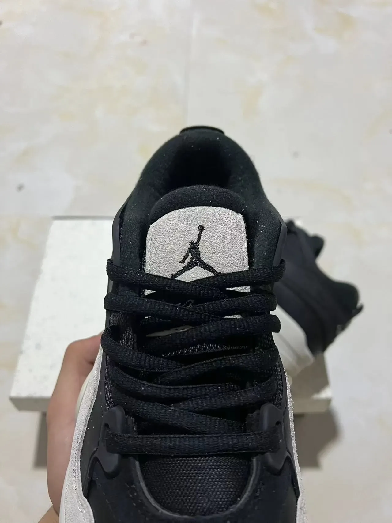 Nike Zoom 2K Preto e Off-White Tênis Lifestyle 3