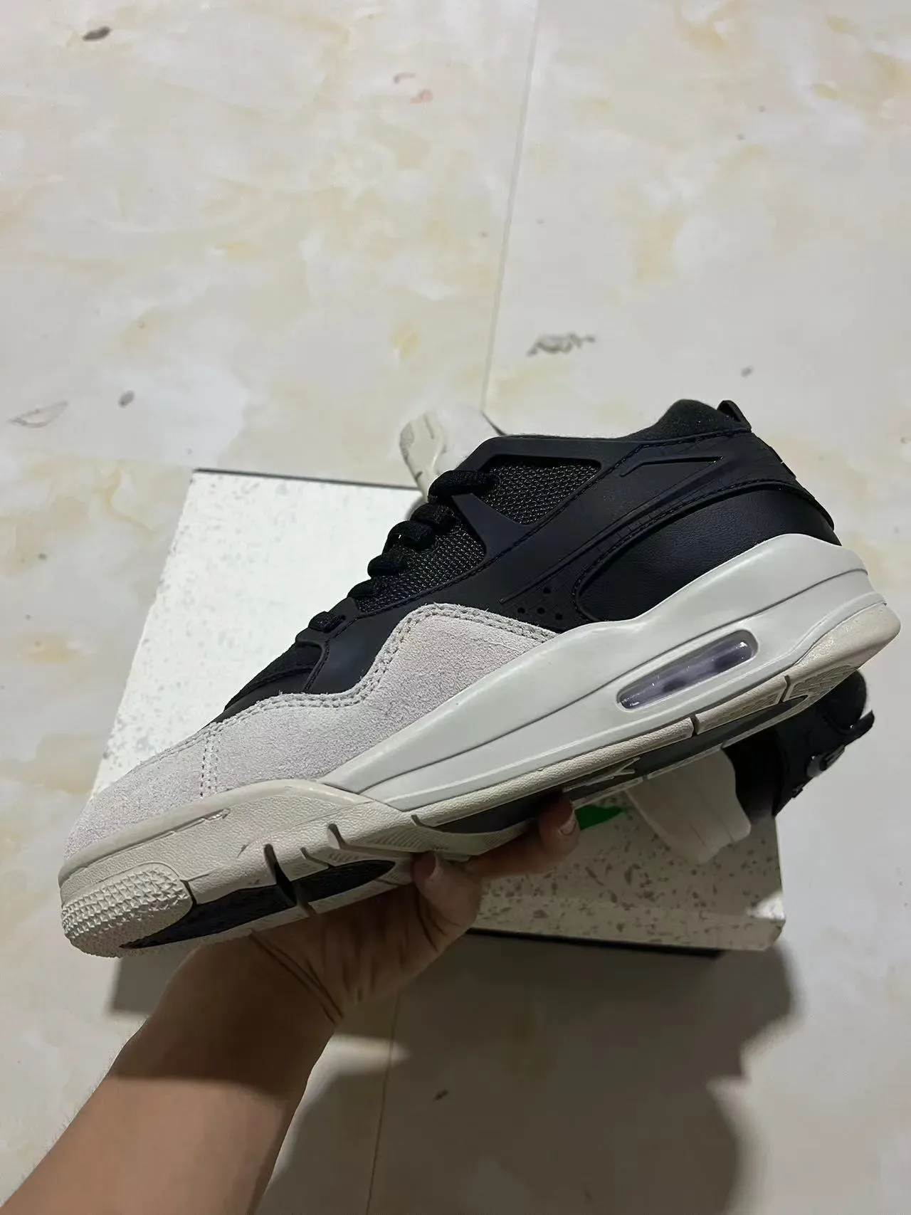 Nike Zoom 2K Preto e Off-White Tênis Lifestyle 4