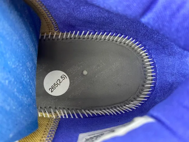 Nike Zoom Kobe IV बेज और रॉयल ब्लू बास्केटबॉल जूते 8