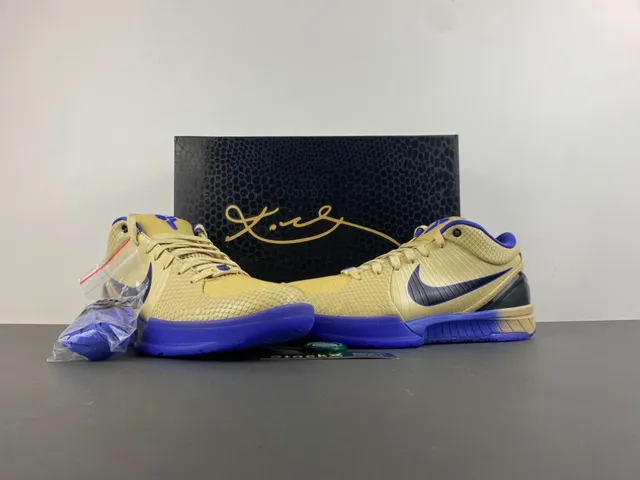 Nike Zoom Kobe IV बेज और रॉयल ब्लू बास्केटबॉल जूते 15